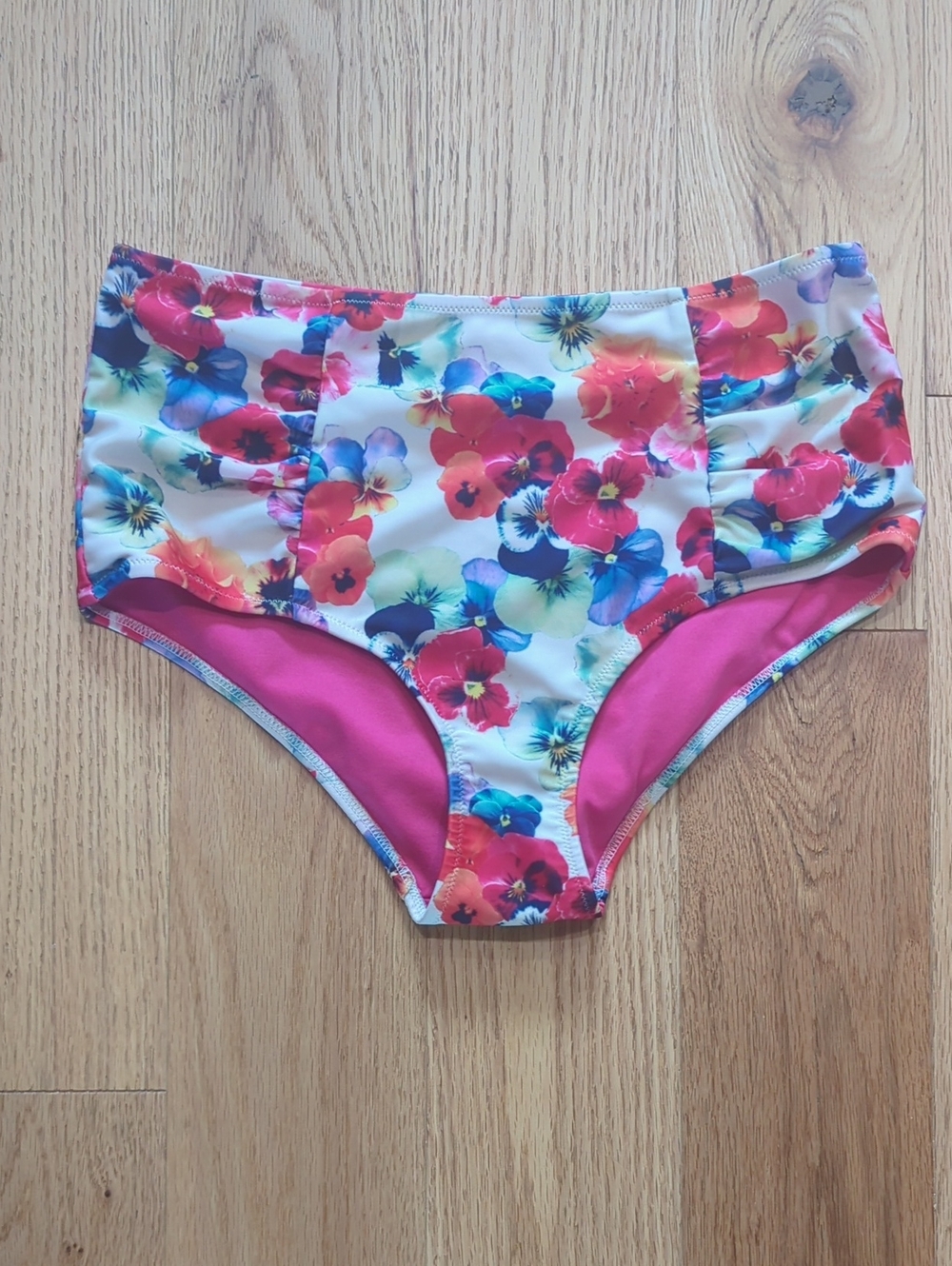 Playful Promises. High-Waist Floral Bikini Bottoms. Size XS.